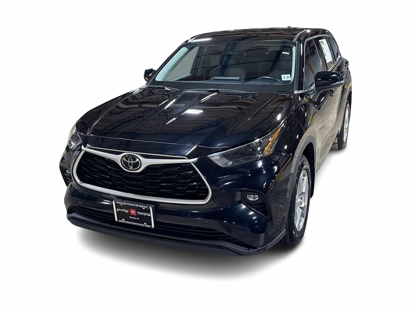 Thumbnail: 2022 Toyota Highlander - 1