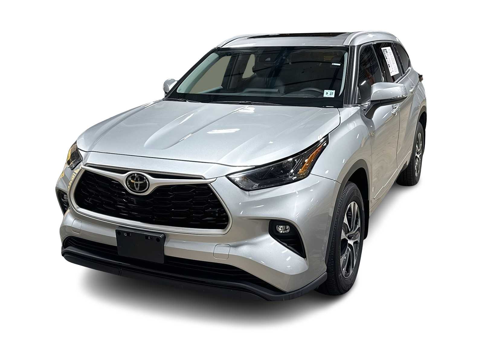 Thumbnail: 2022 Toyota Highlander - 1