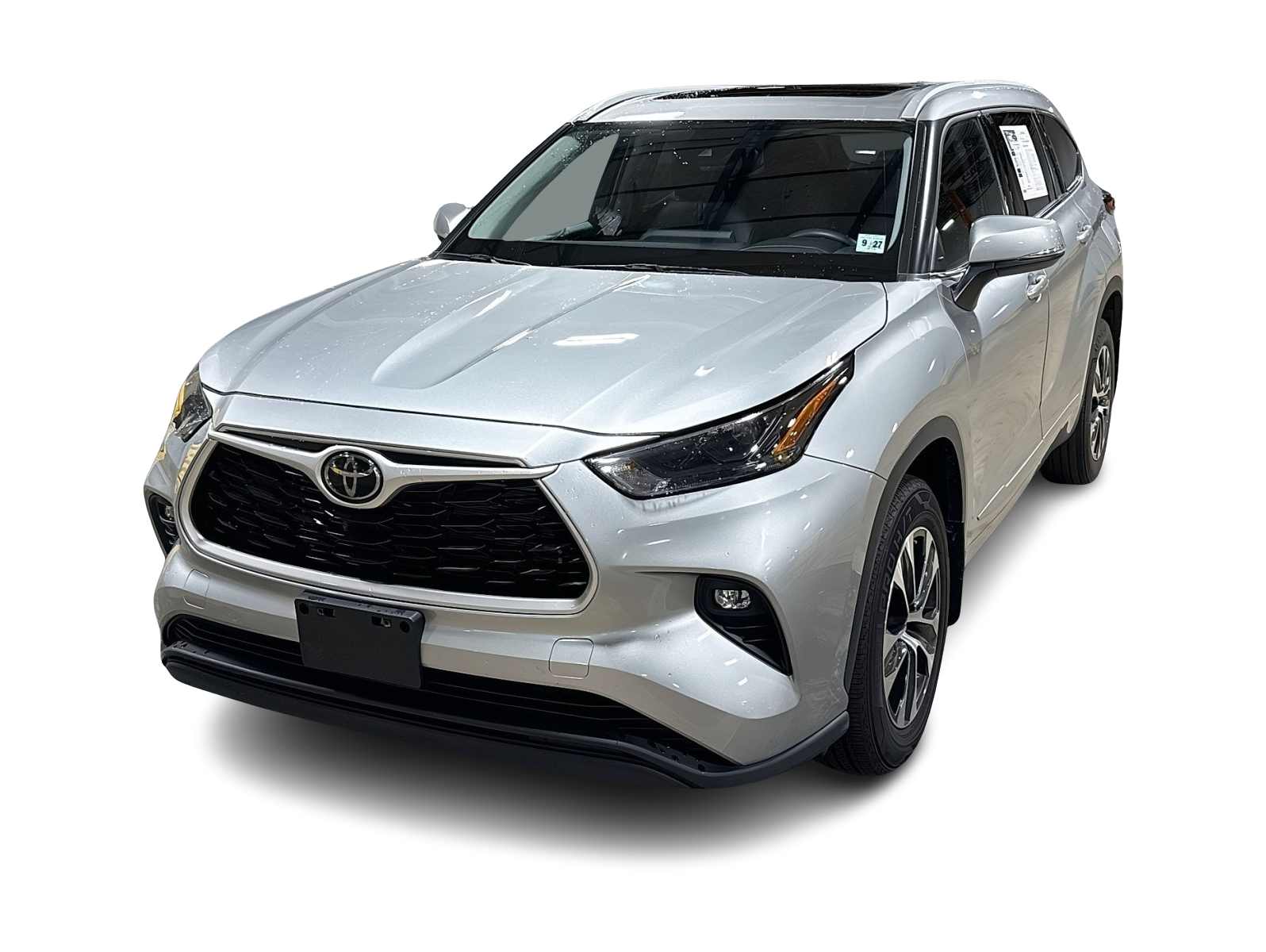 Thumbnail: 2022 Toyota Highlander - 1