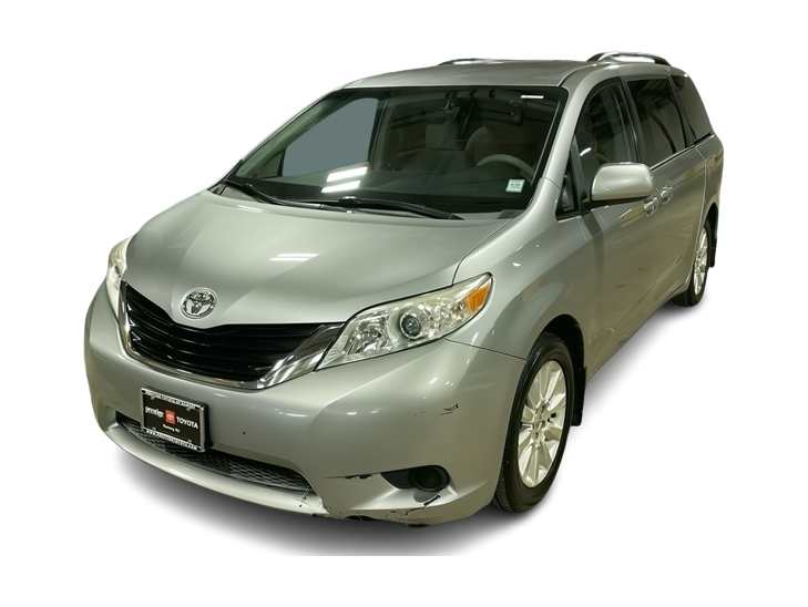 2013 Toyota Sienna LE -
                Ramsey, NJ