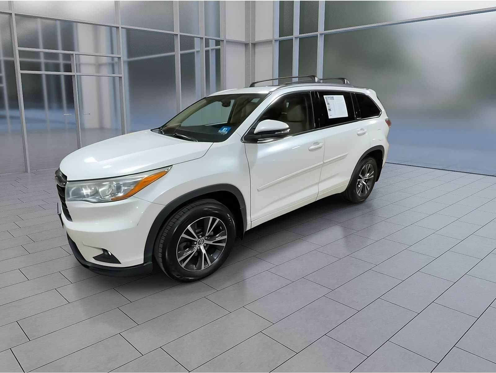 2016 Toyota Highlander XLE's photo