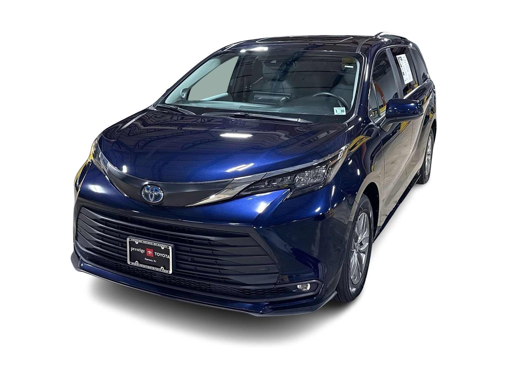 Thumbnail: 2025 Toyota Sienna - 1