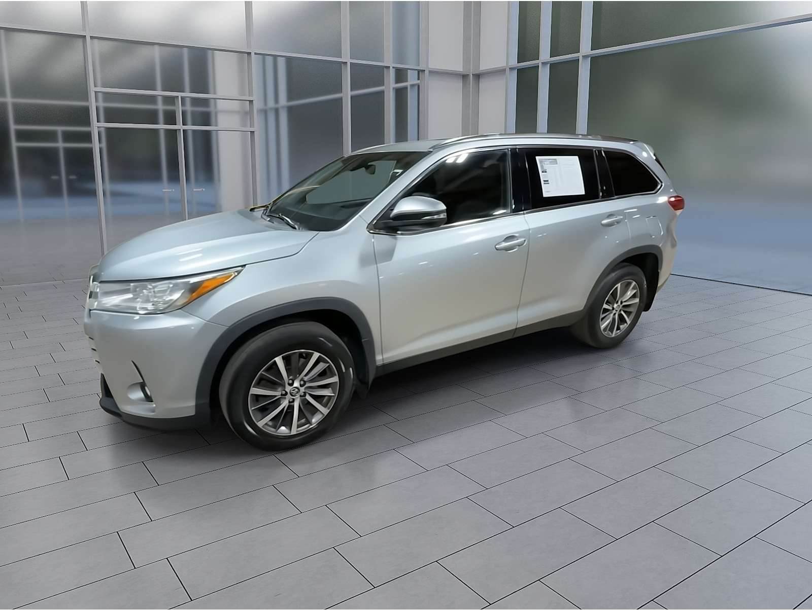 2019 Toyota Highlander XLE's photo