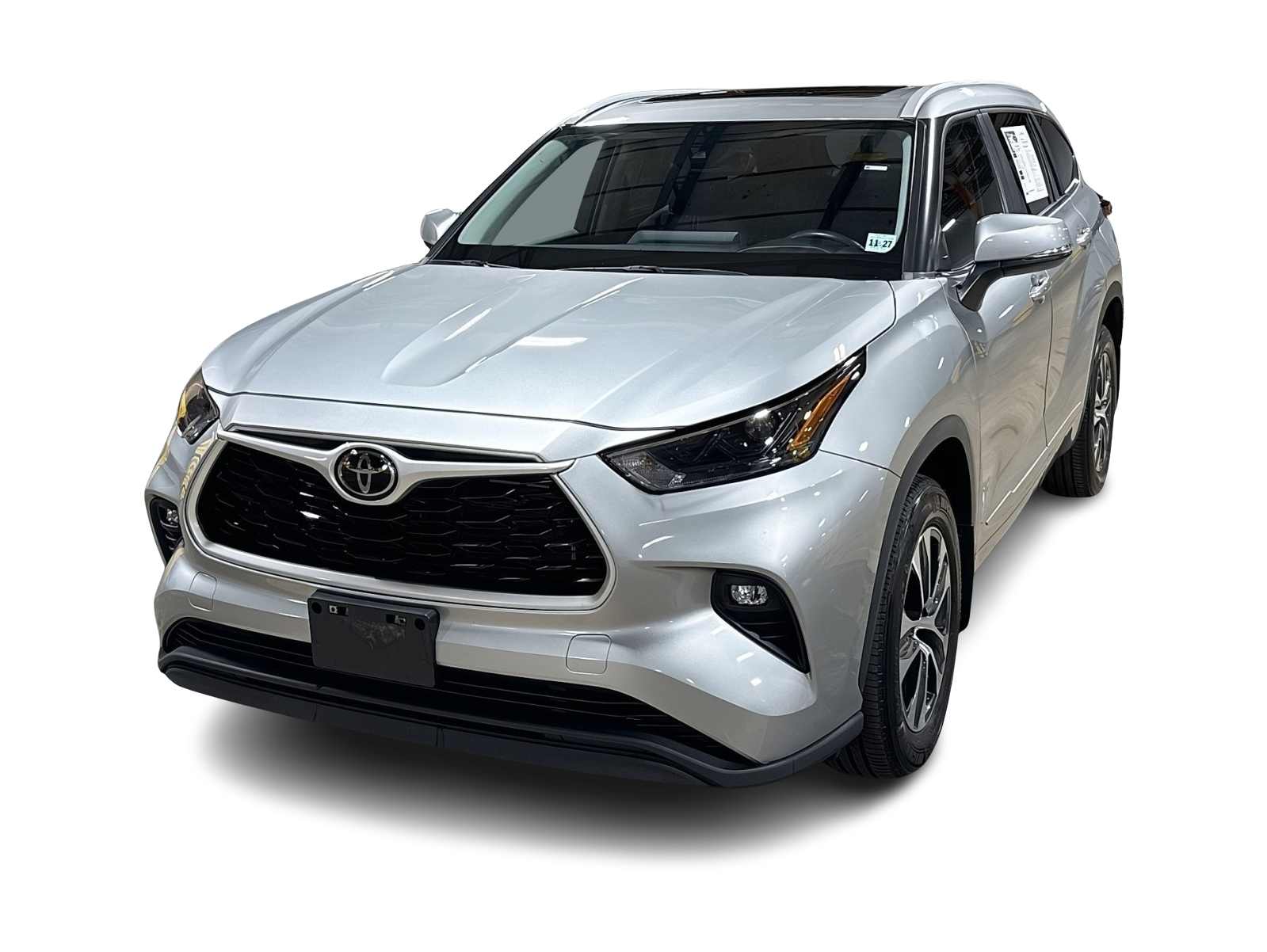 Thumbnail: 2023 Toyota Highlander - 1