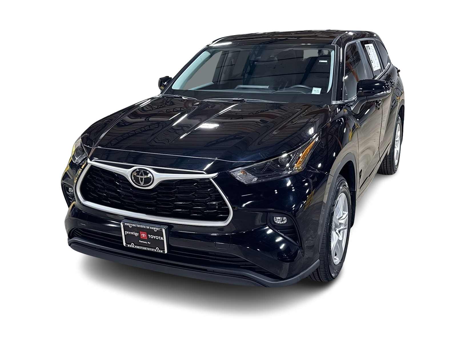 Thumbnail: 2023 Toyota Highlander - 1