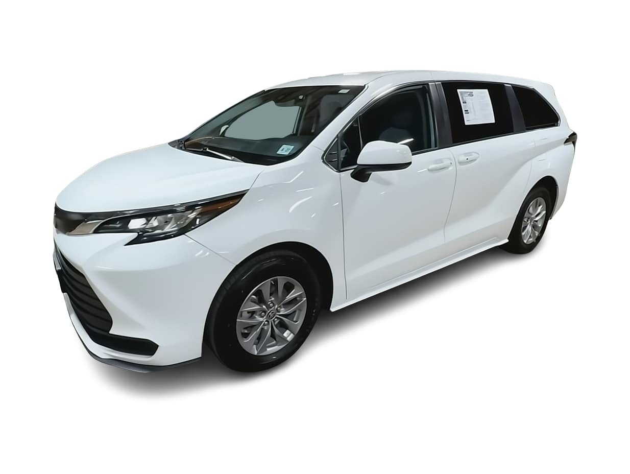 Thumbnail: 2022 Toyota Sienna - 1