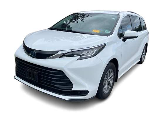Thumbnail: 2022 Toyota Sienna - 1