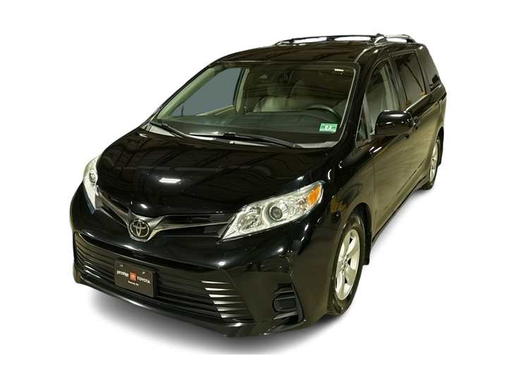 2018 Toyota Sienna LE -
                Ramsey, NJ