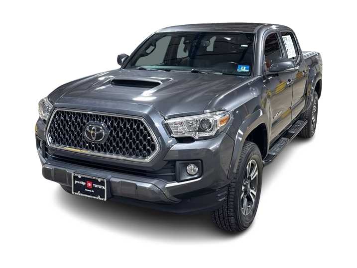 Thumbnail: 2018 Toyota Tacoma - 1