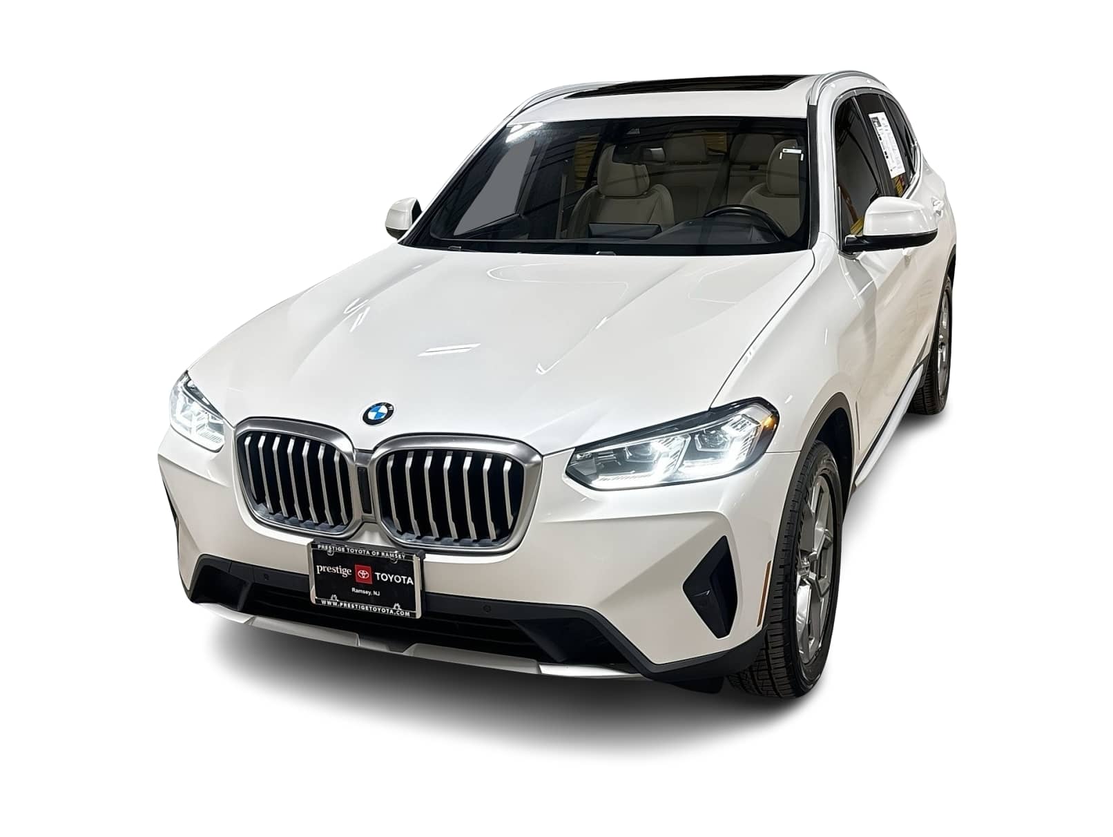 Thumbnail: 2022 BMW X3 - 1
