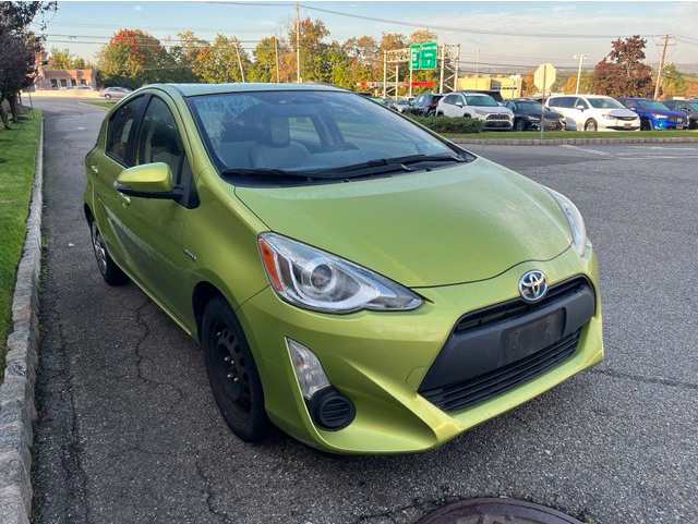 2015 Toyota Prius c One