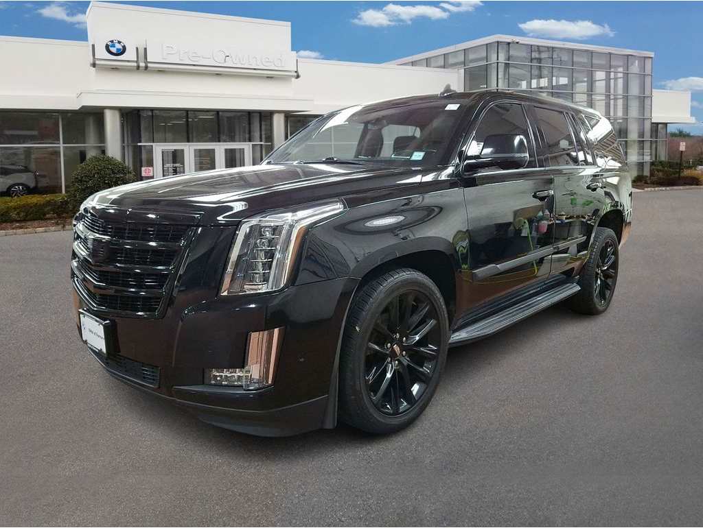 2019 Cadillac Escalade Luxury's photo