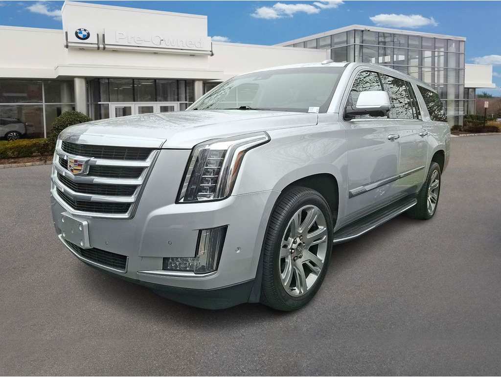 2018 Cadillac Escalade ESV Luxury's photo