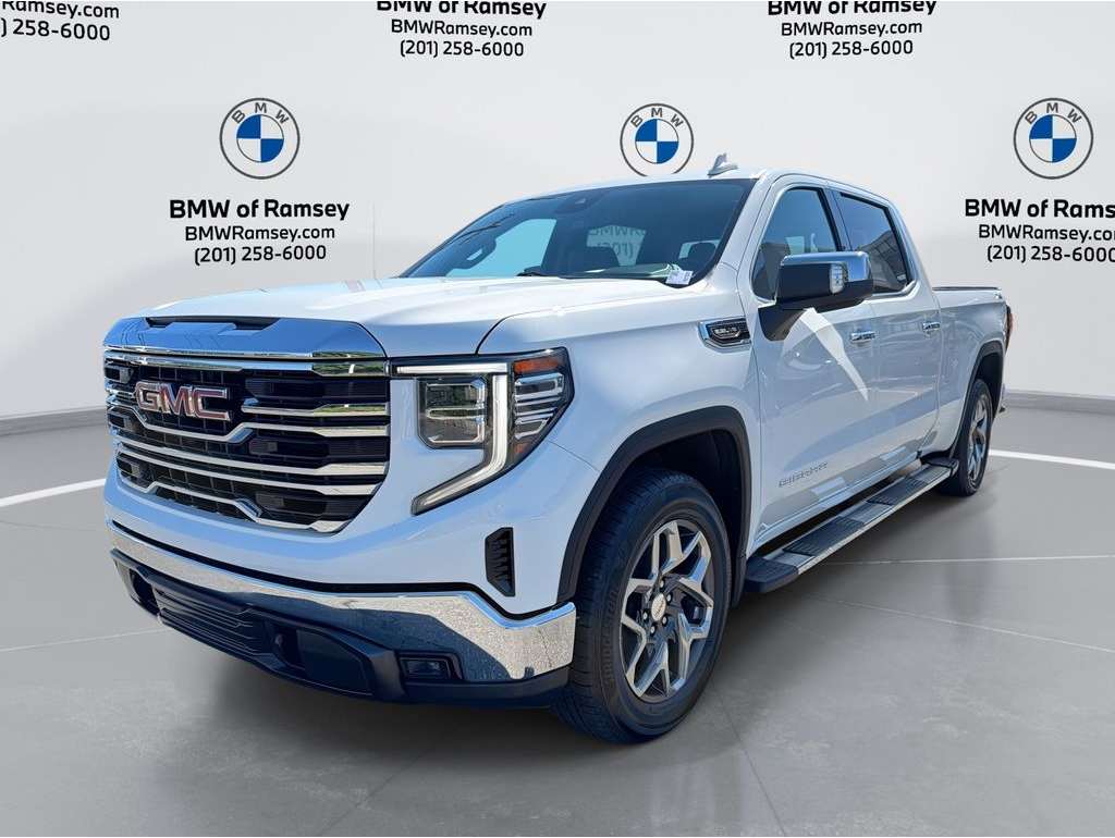 2023 GMC Sierra 1500 SLT