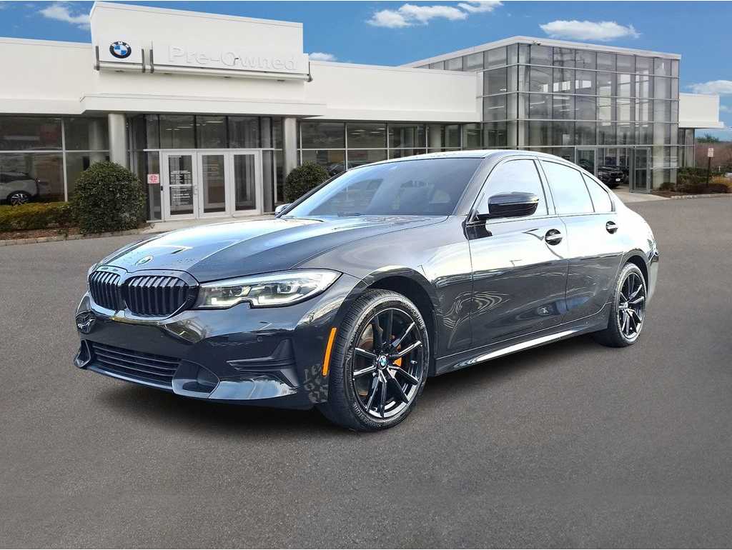 2020 BMW 3 Series 330i's photo