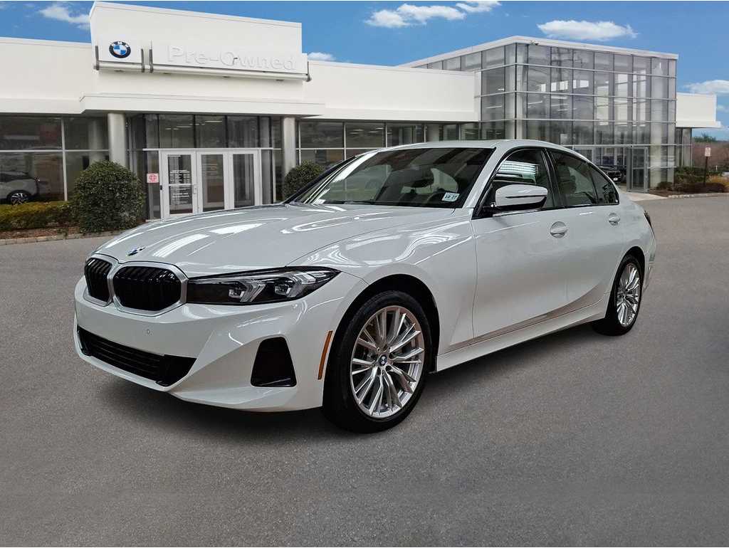 2023 BMW 3 Series 330i's photo