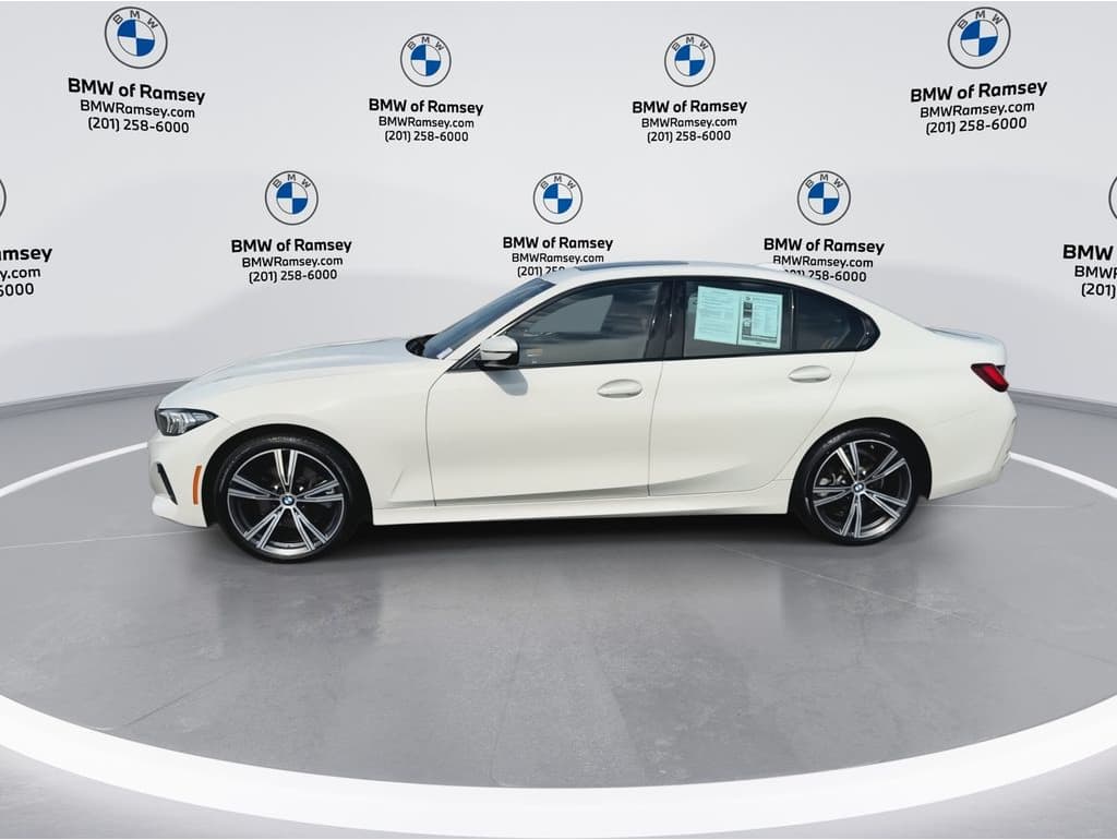 2023 BMW 3 Series 330i