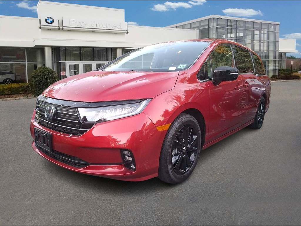 2023 Honda Odyssey SPORT's photo
