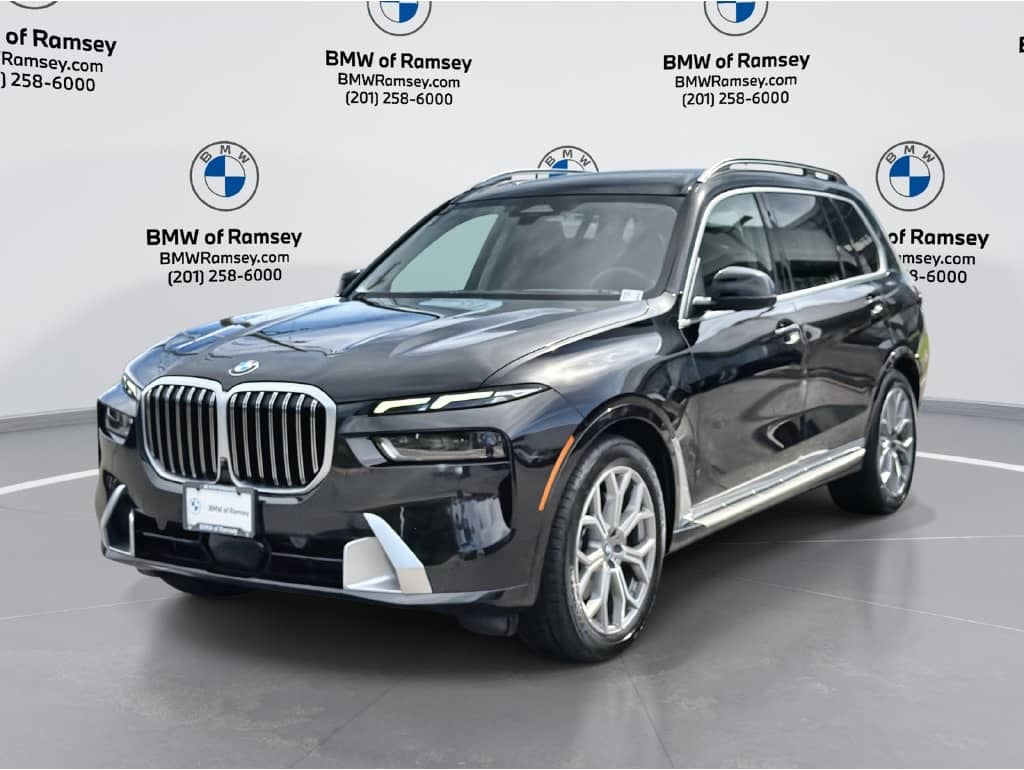 2024 BMW X7 40i