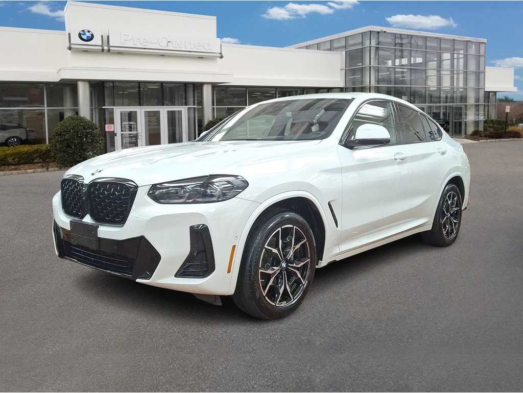 2024 BMW X4 30i's photo