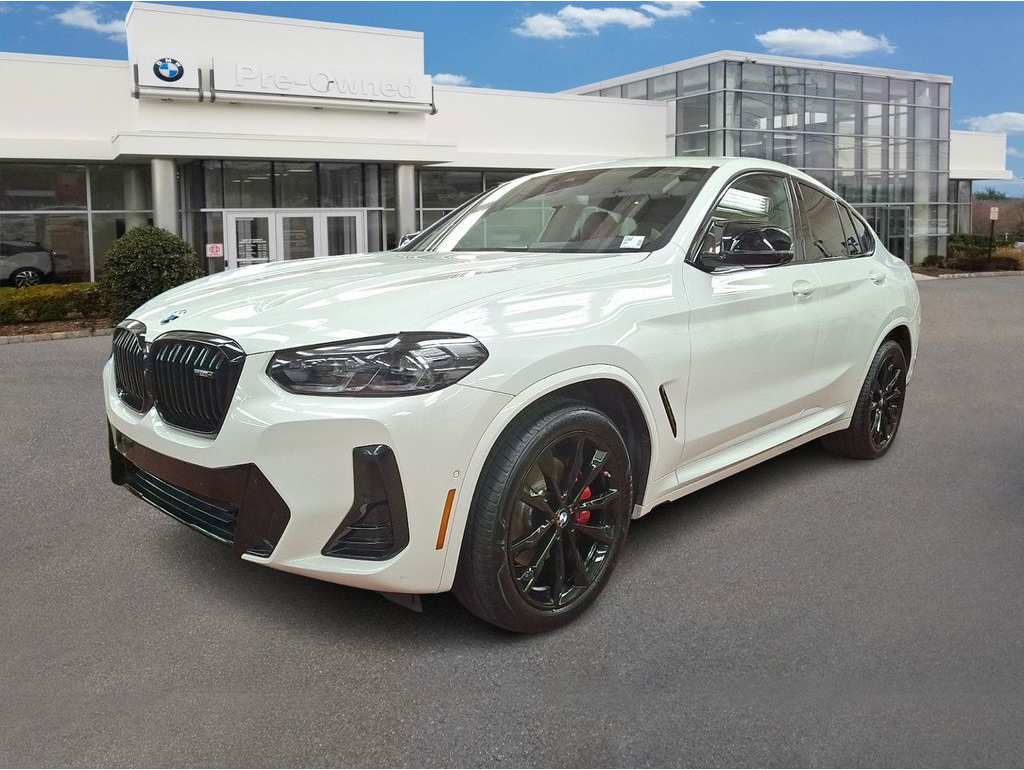 2025 BMW X4 M40i's photo