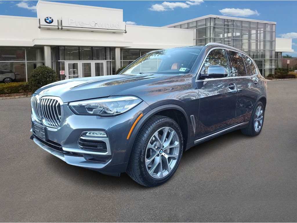 2021 BMW X5 40i's photo