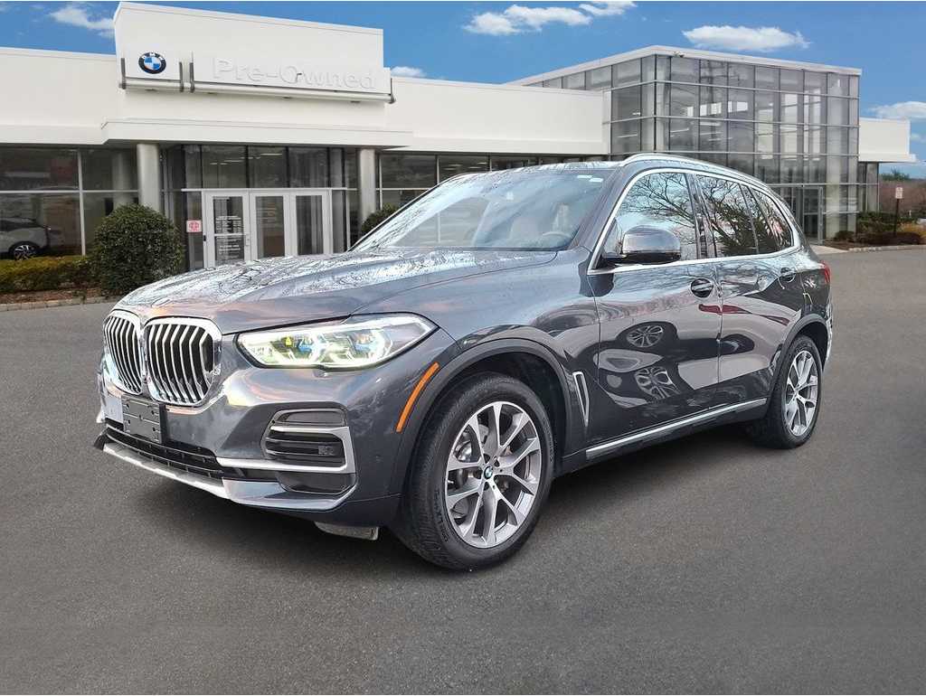 2022 BMW X5 40i's photo