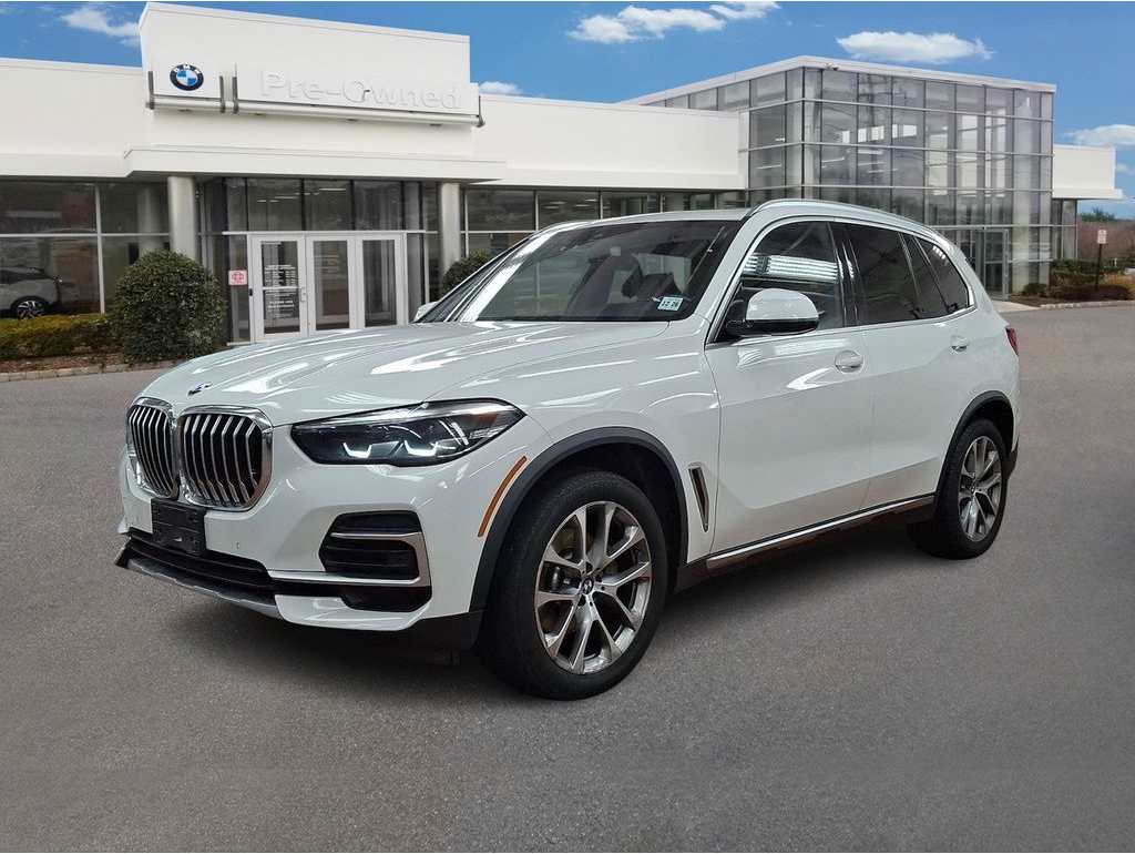 2022 BMW X5 40i's photo