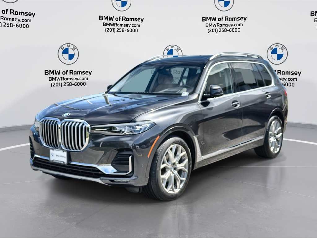2022 BMW X7