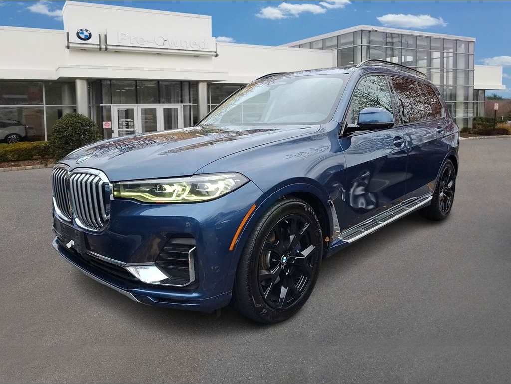 2021 BMW X7 40i