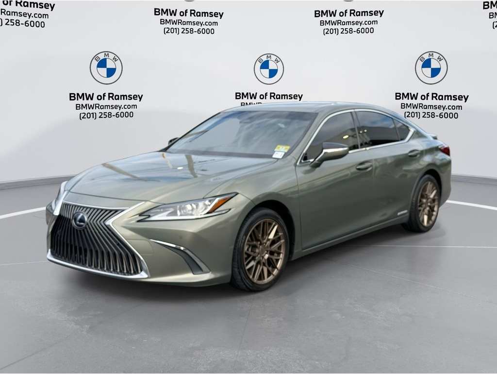2019 Lexus ES Hybrid