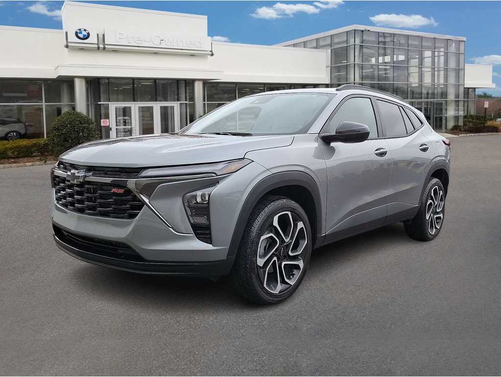 2025 Chevrolet Trax RS's photo