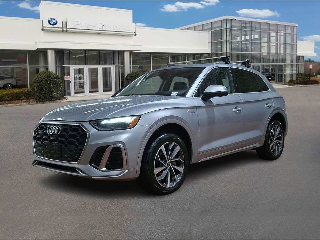 2023 Audi Q5 Premium Plus's photo