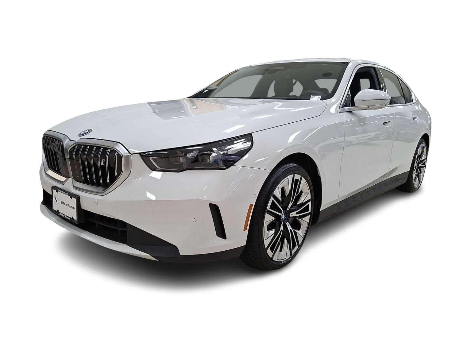 2025 BMW i5 xDrive40 -
                  Ramsey, NJ