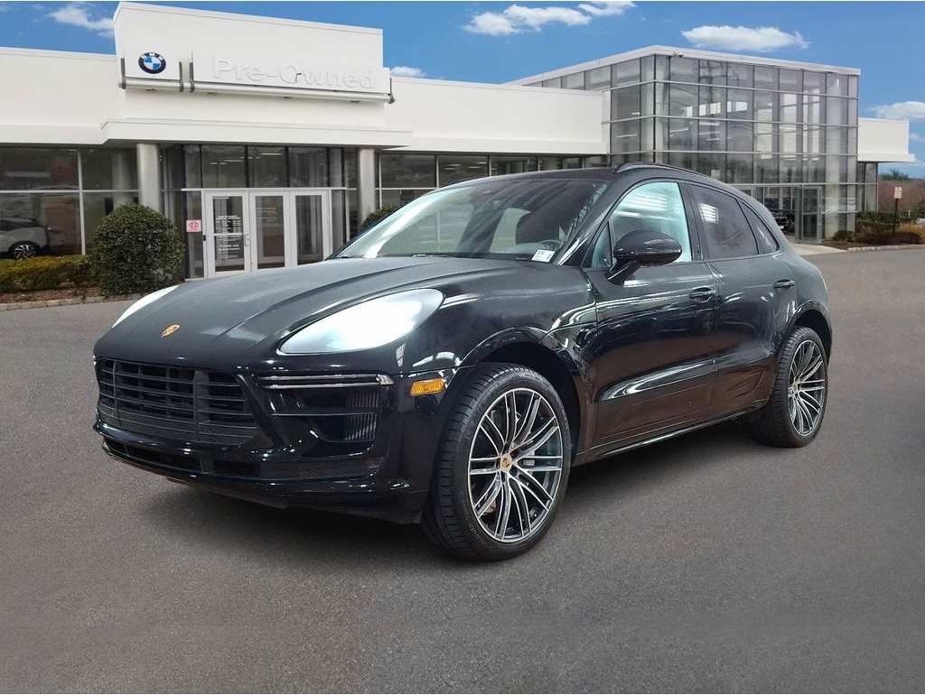 2021 Porsche Macan Turbo