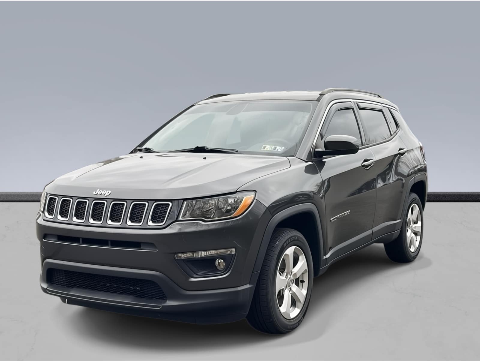 2019 Jeep Compass Latitude's photo