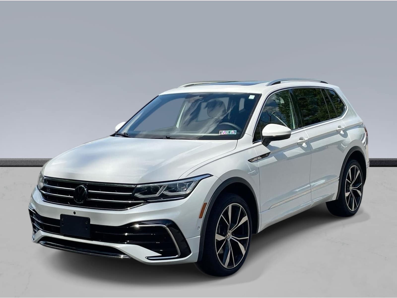 2022 Volkswagen Tiguan SEL R-LINE