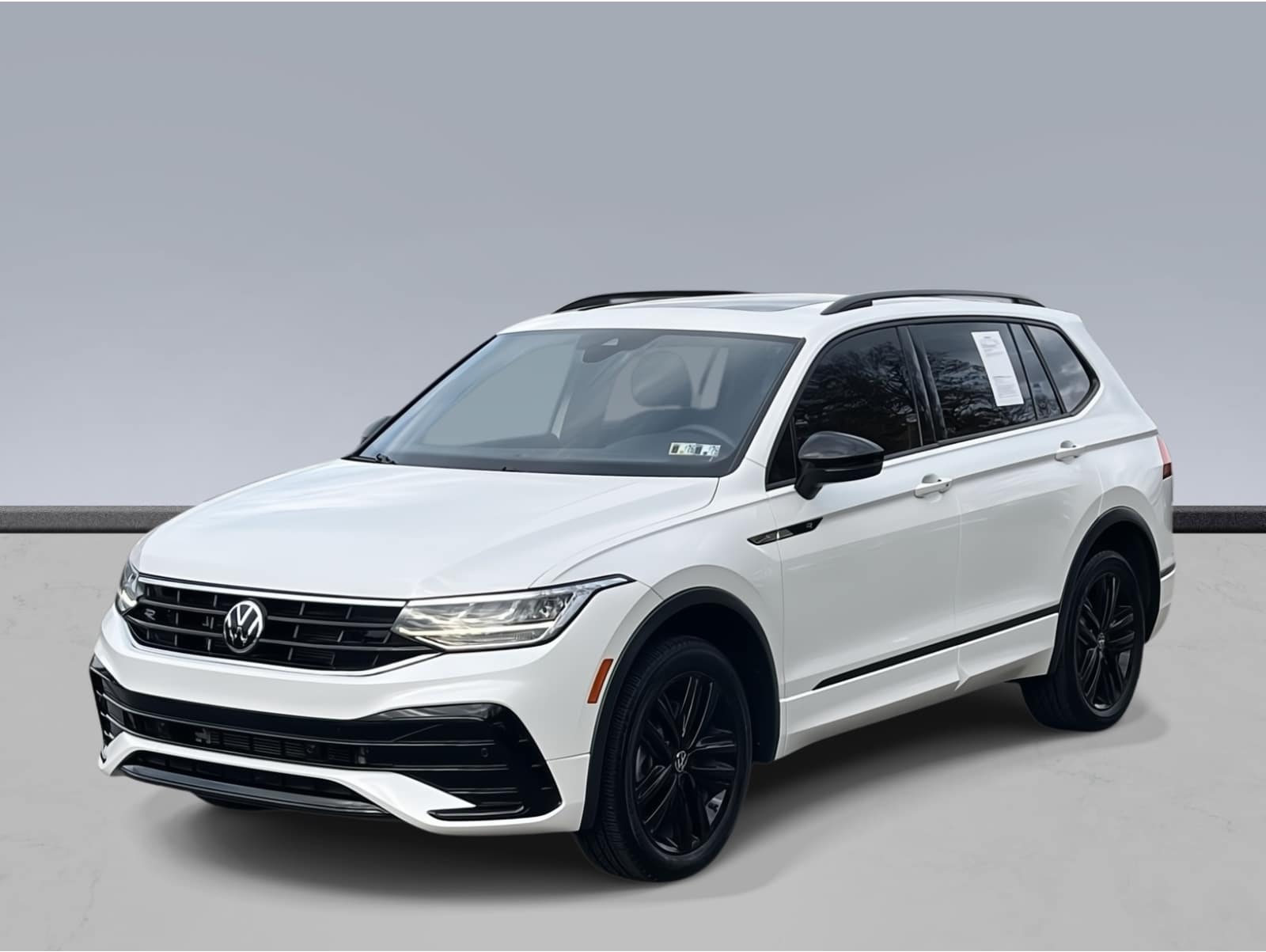2022 Volkswagen Tiguan SE R-LINE BLACK