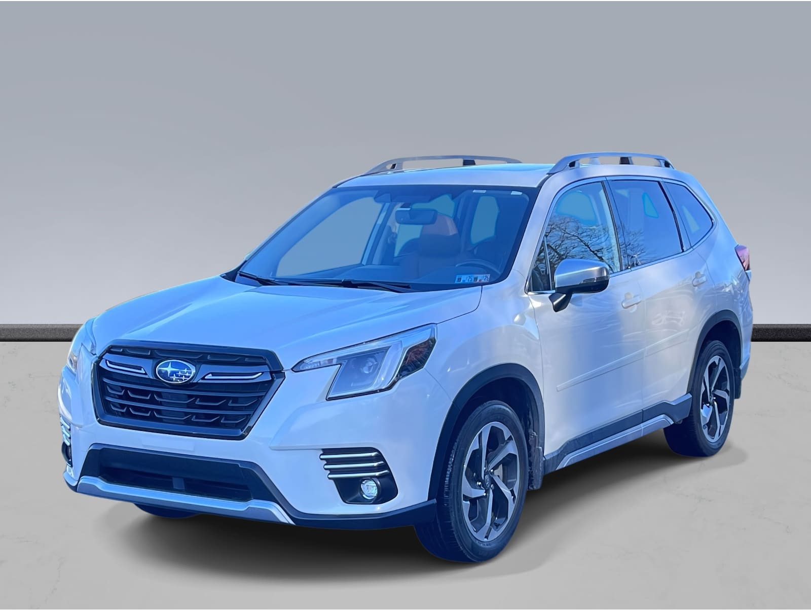 2023 Subaru Forester Touring's photo