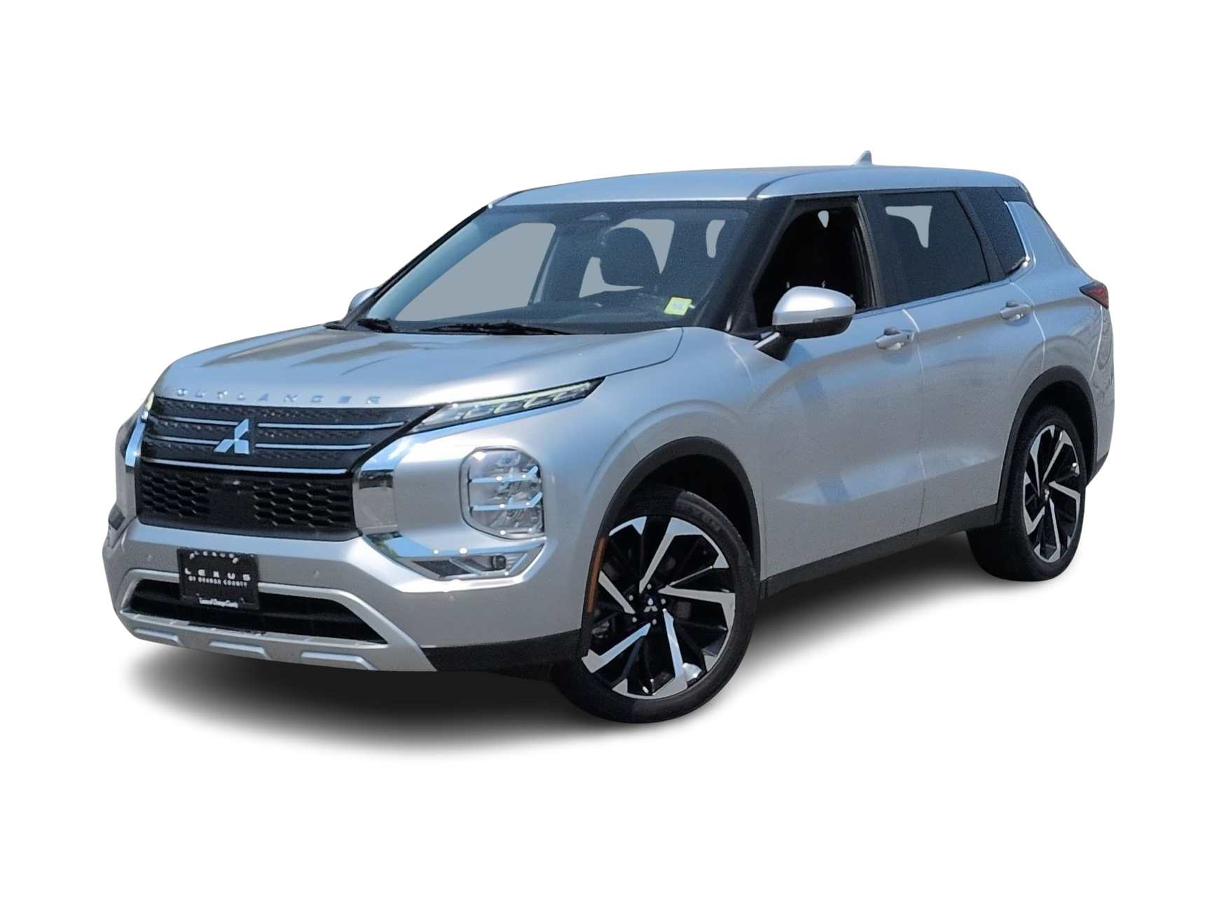 Thumbnail: 2023 Mitsubishi Outlander - 1