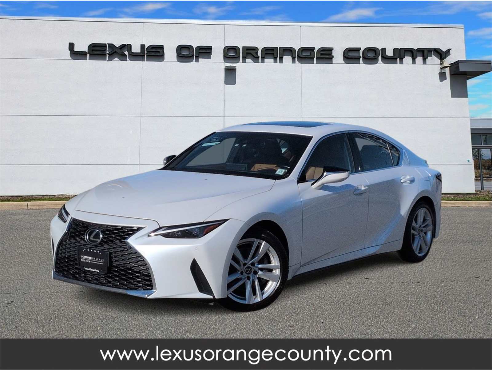 2021 Lexus IS 300's photo