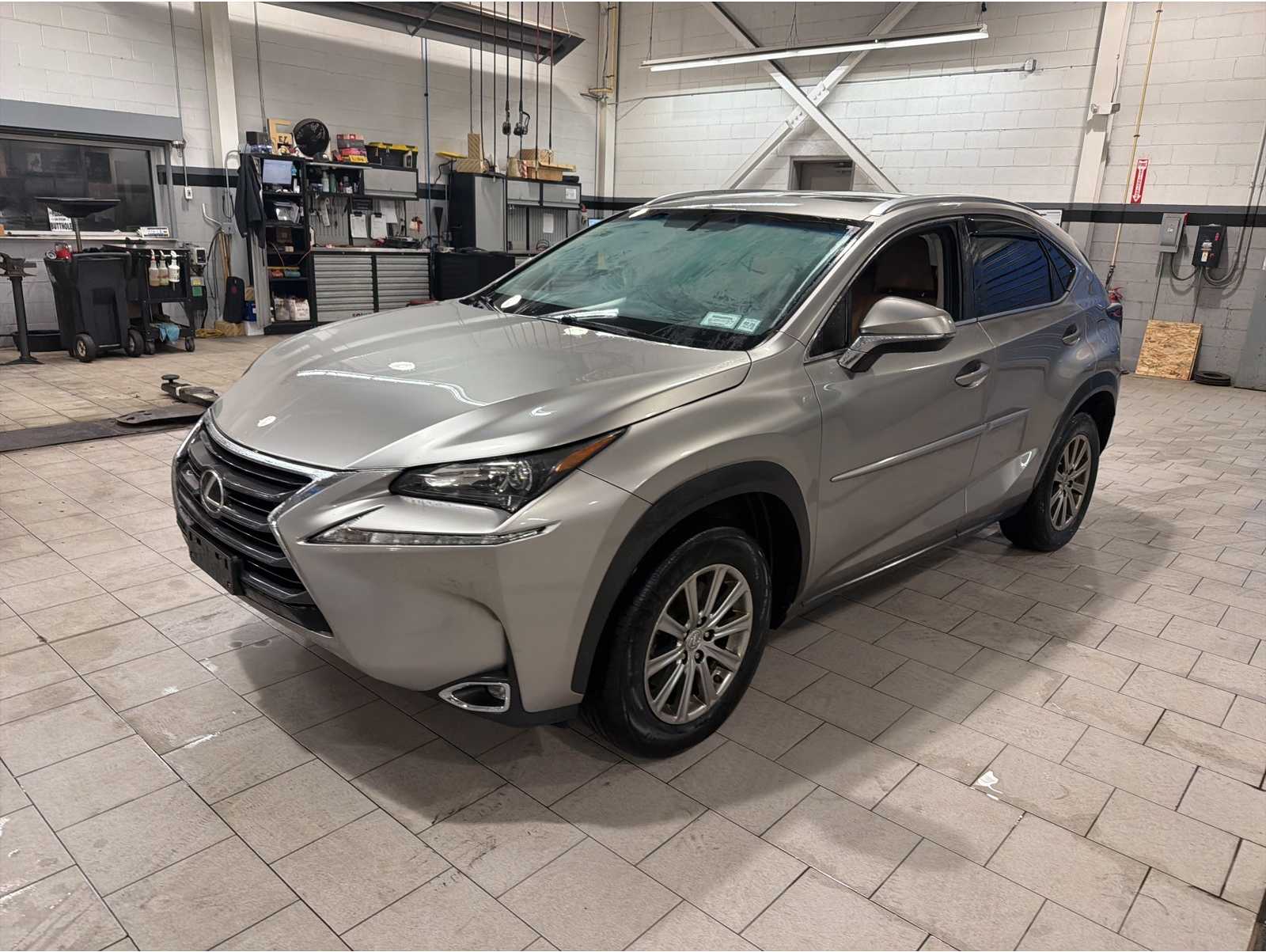 2015 Lexus NX 200t's photo