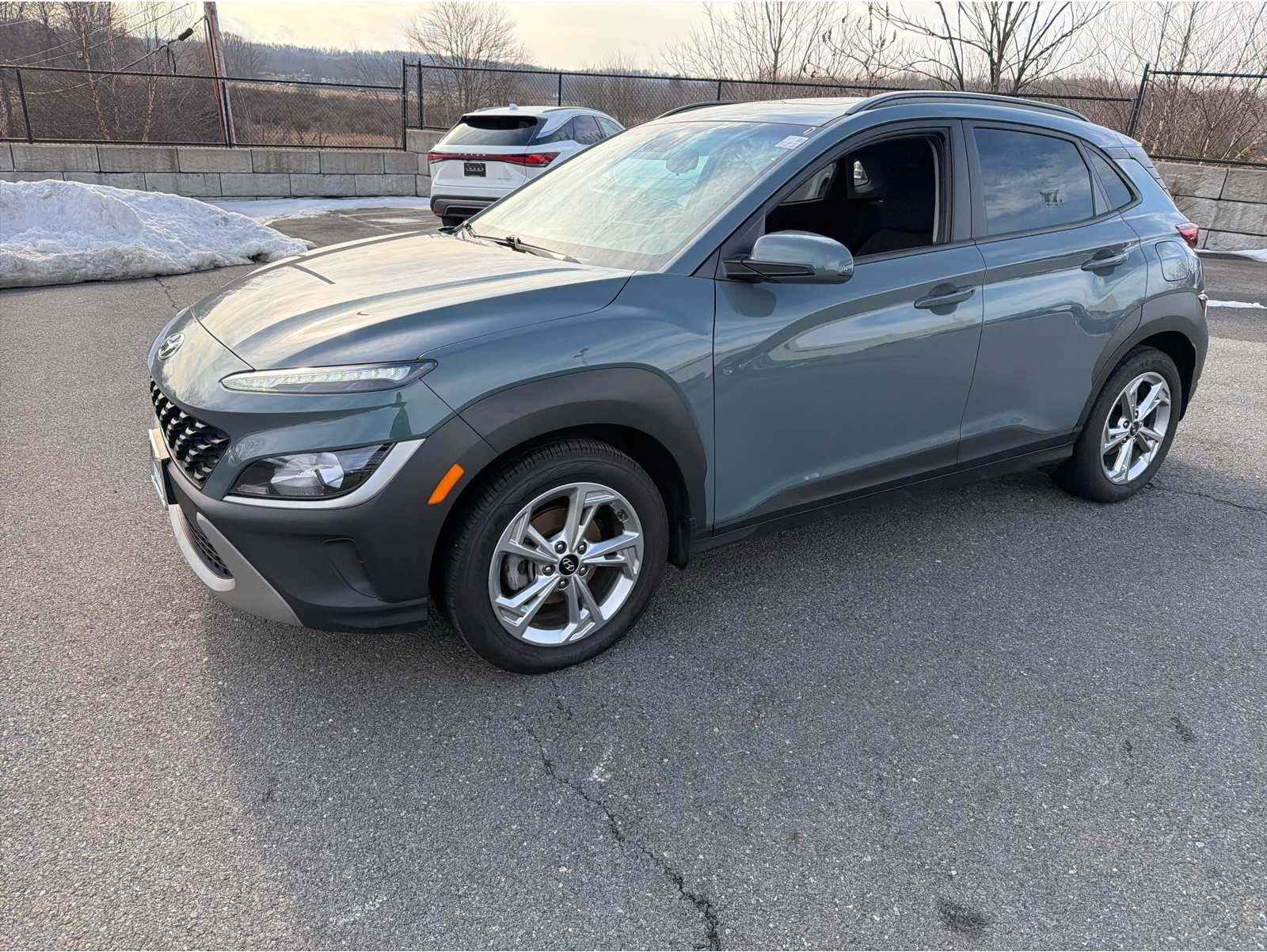 2022 Hyundai Kona SEL's photo