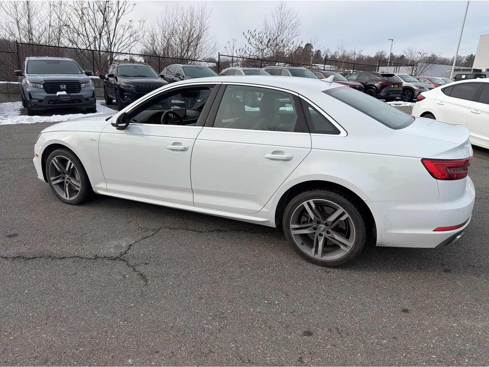 2017 Audi A4 Premium Plus's photo