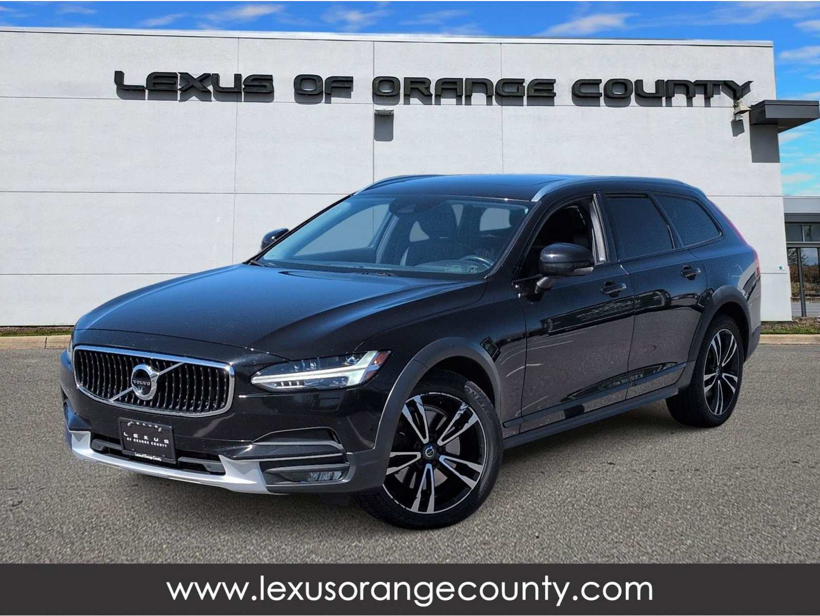 2018 Volvo V90 Cross Country Base