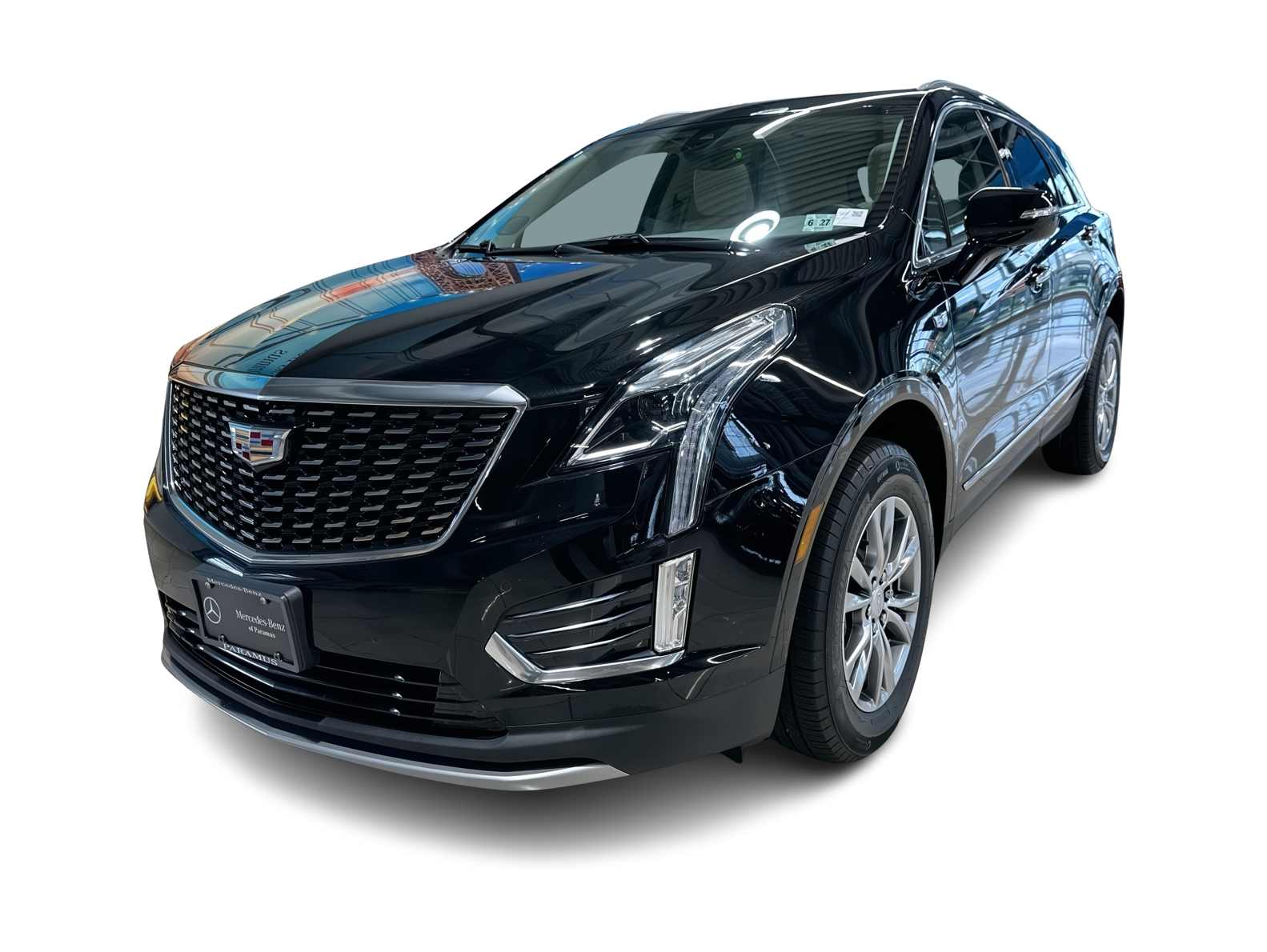 Thumbnail: 2022 Cadillac XT5 - 1