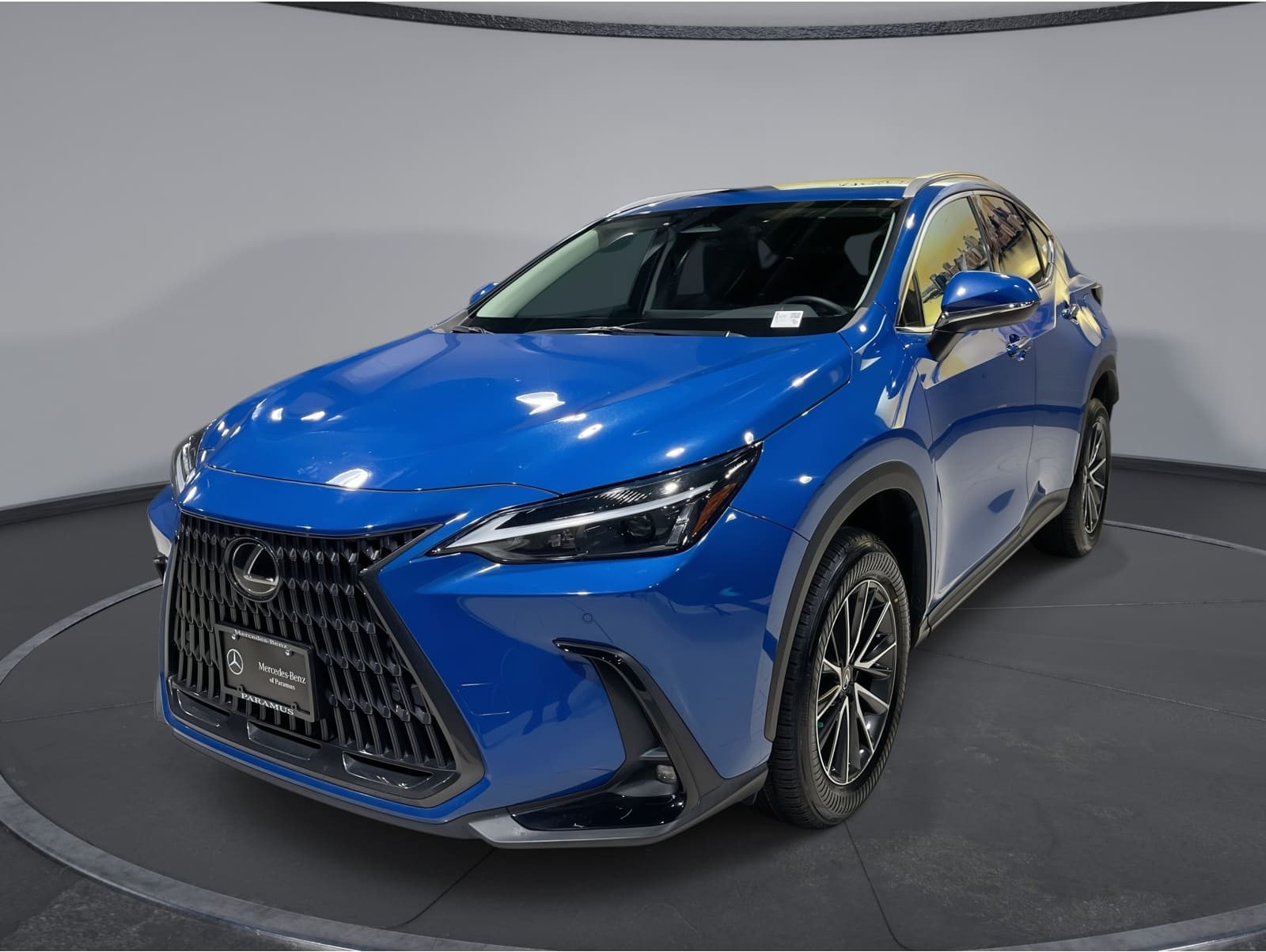 2023 Lexus NX 350's photo