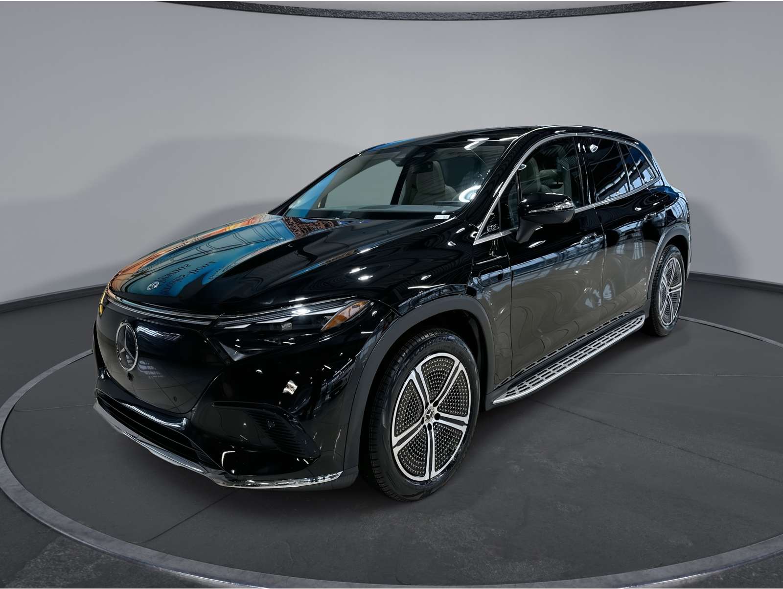 2023 Mercedes-Benz EQS SUV