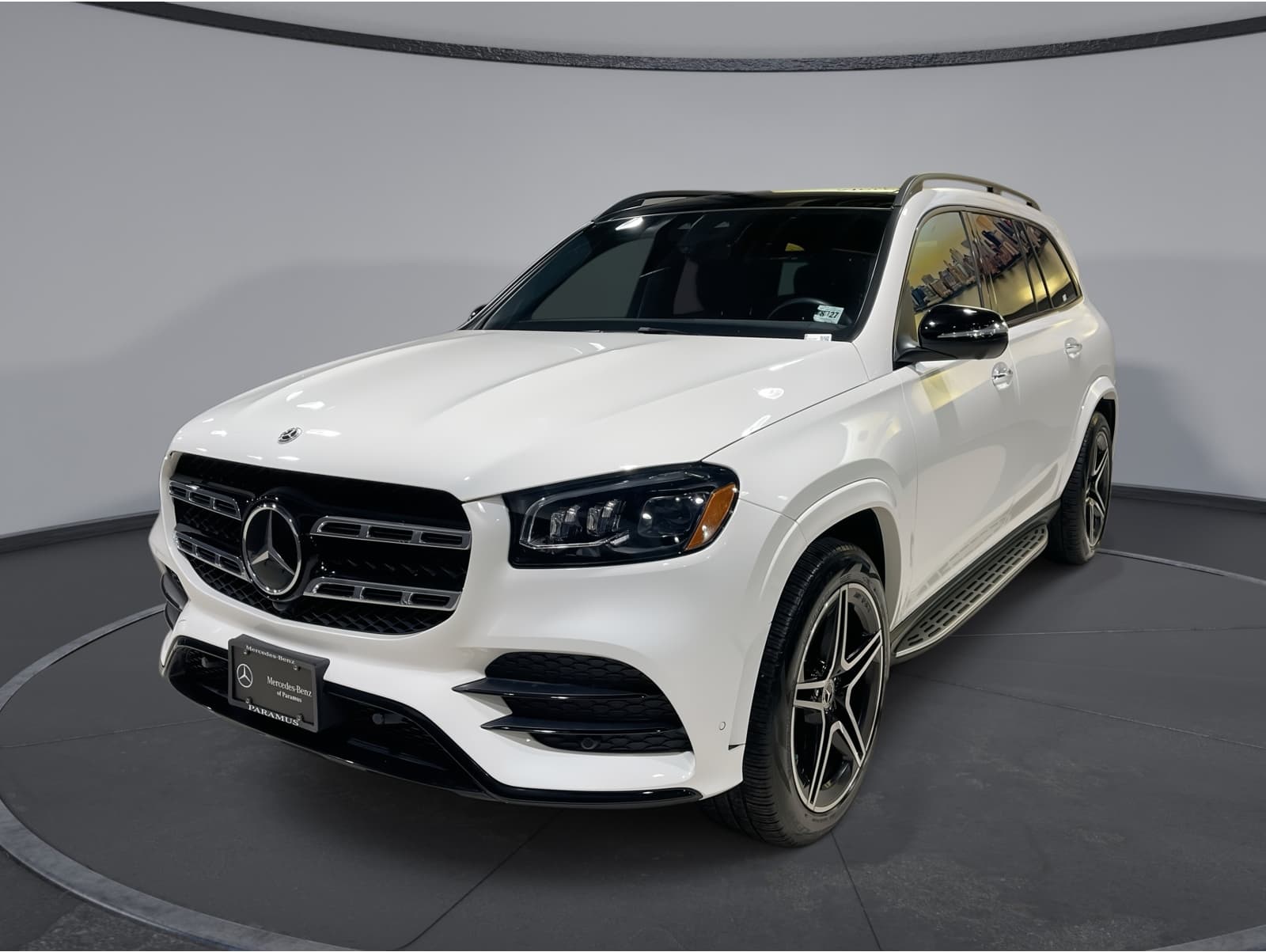 2022 Mercedes-Benz GLS GLS450's photo