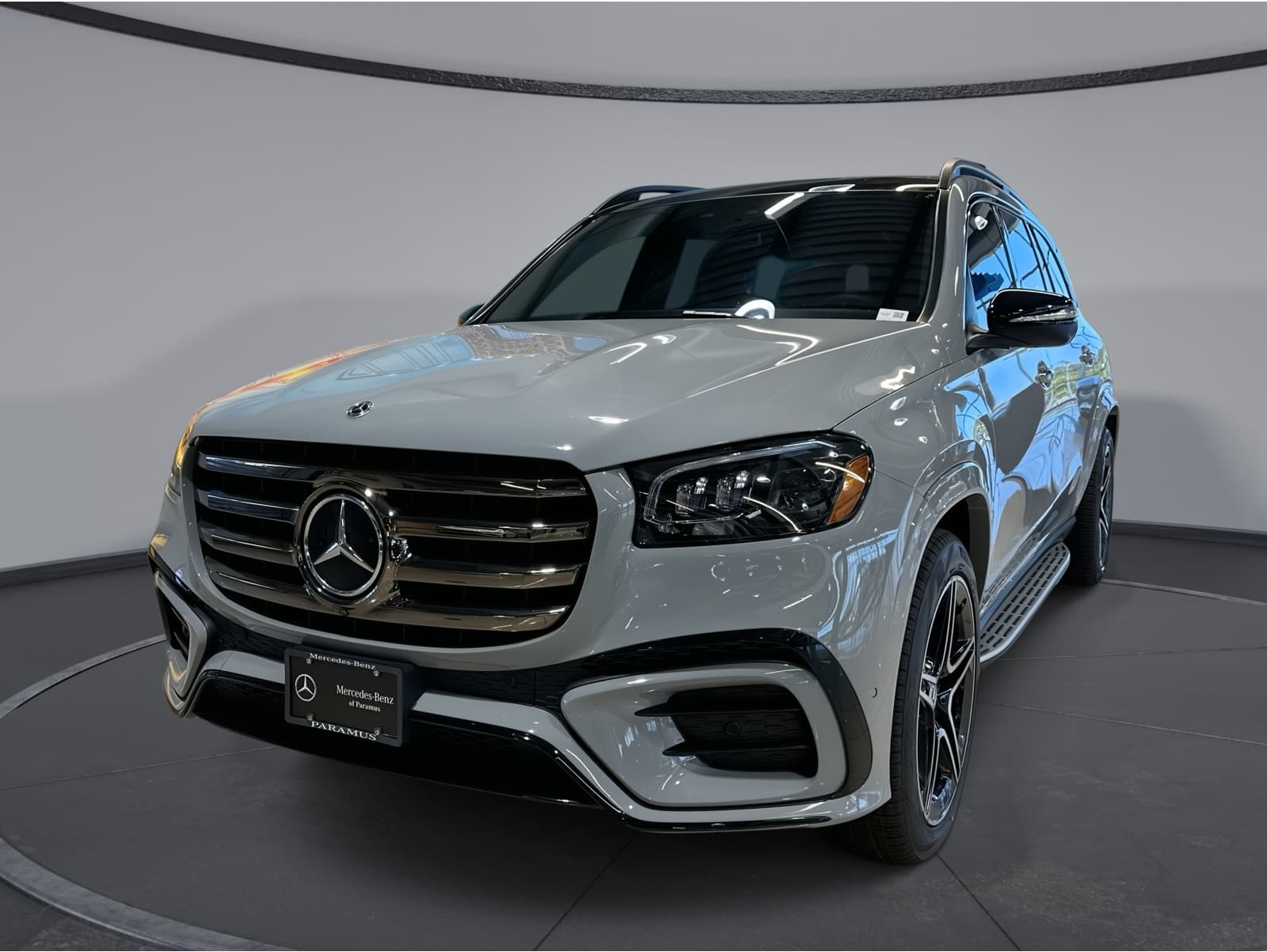 2024 Mercedes-Benz GLS Base